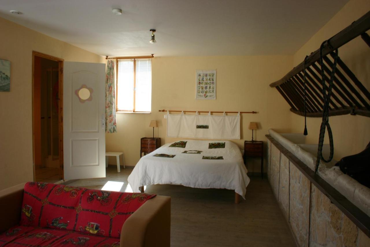 La Fermette Champenoise Bed & Breakfast Jonquery Room photo